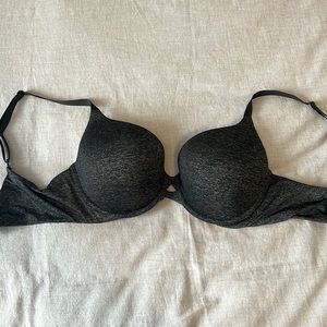 34D VS bra like new